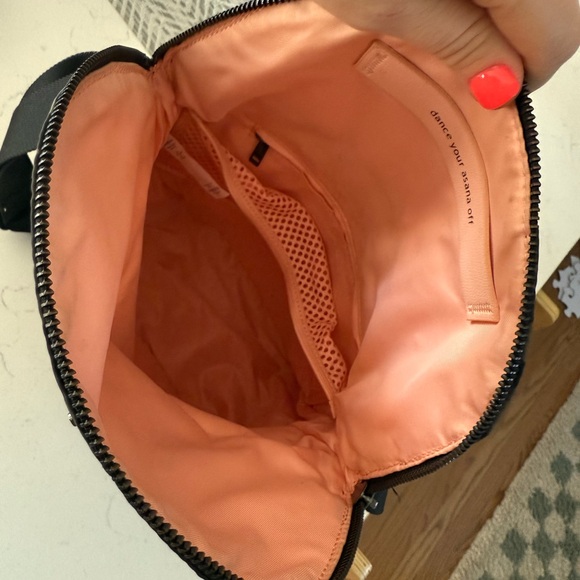 Lululemon Festival Bag - Picture 5 of 8